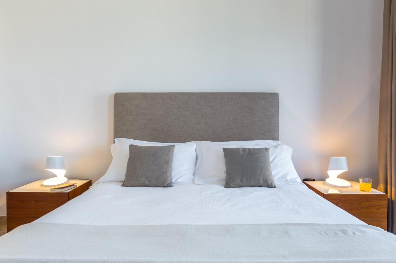 Duomo XI Apartment By Wonderful Italy ナポリ エクステリア 写真