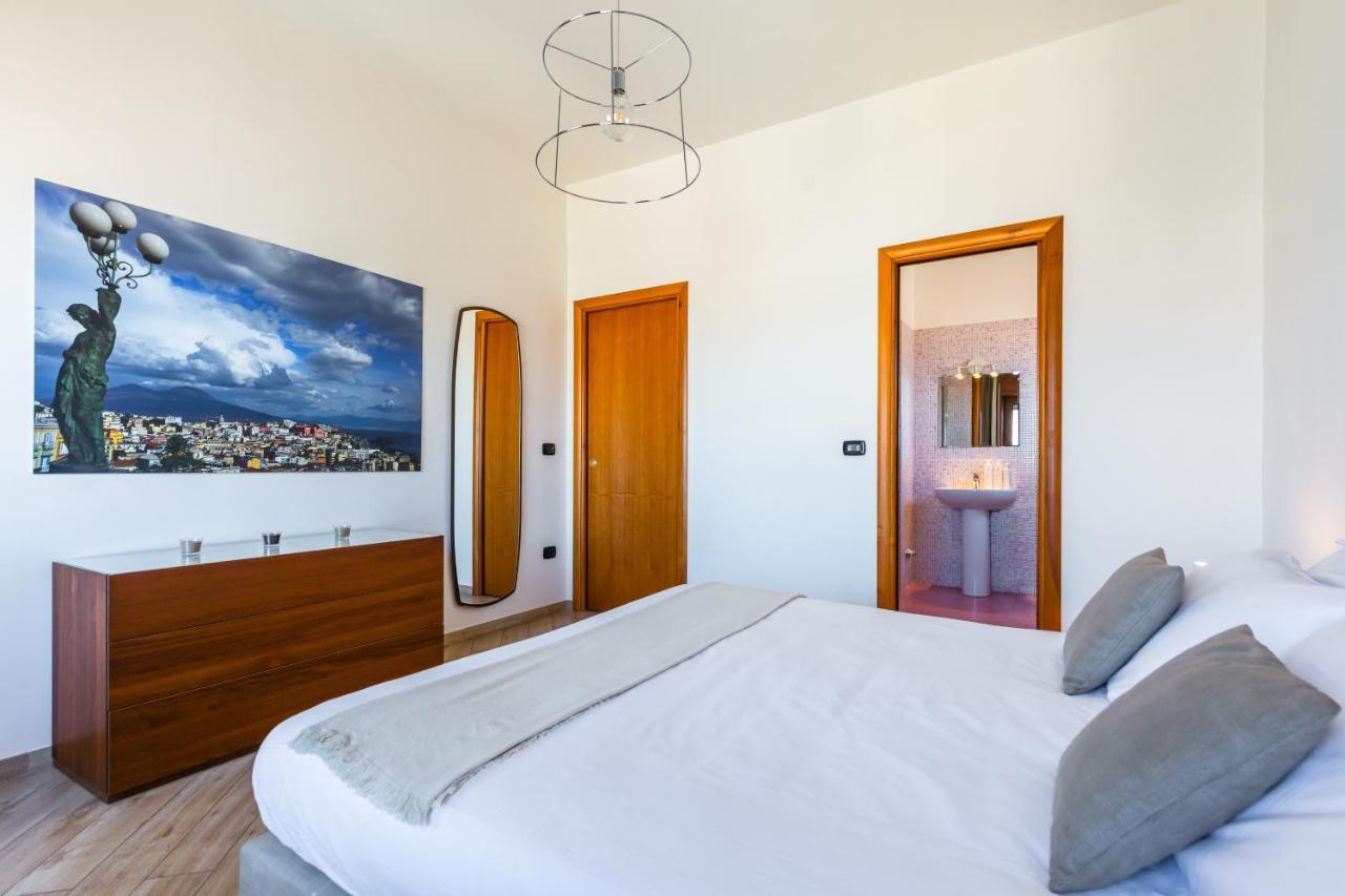 Duomo XI Apartment By Wonderful Italy ナポリ エクステリア 写真