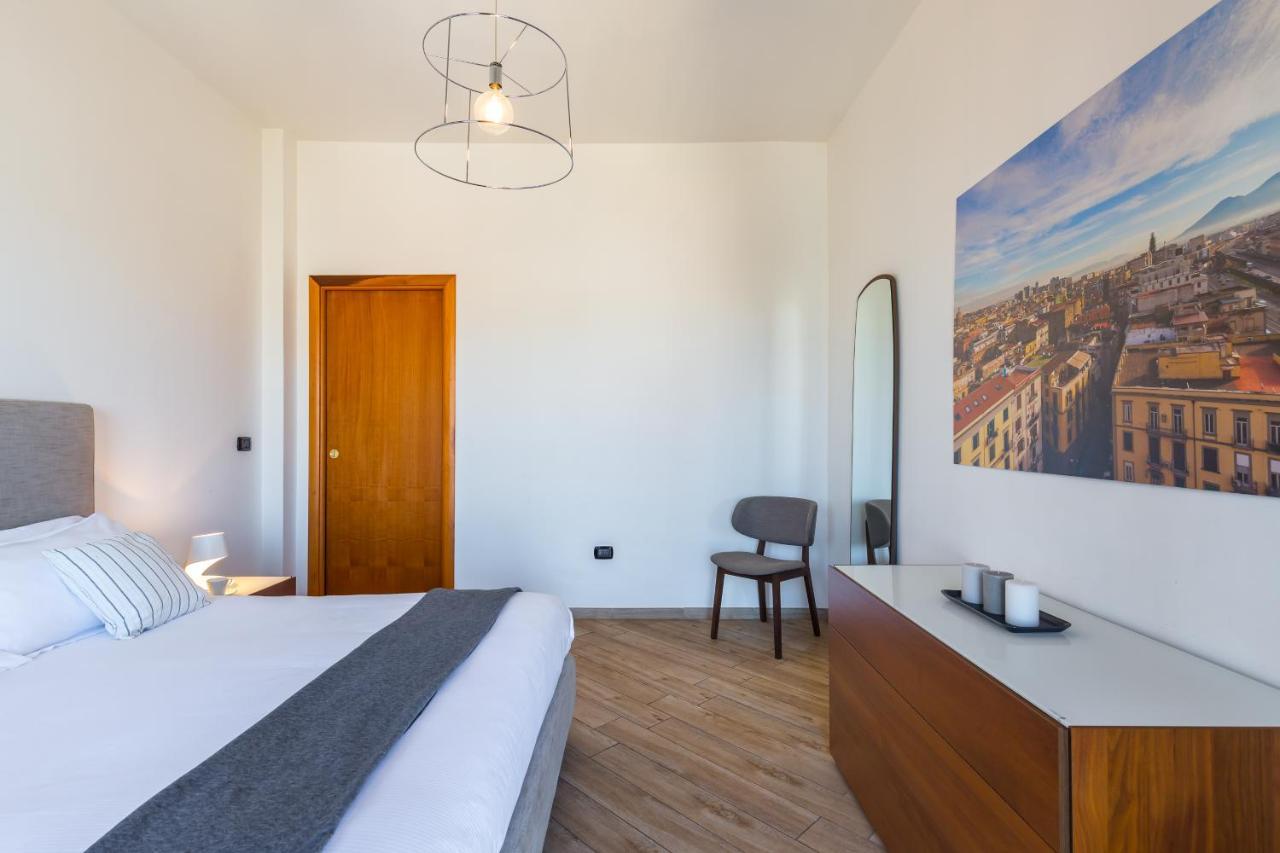 Duomo XI Apartment By Wonderful Italy ナポリ エクステリア 写真