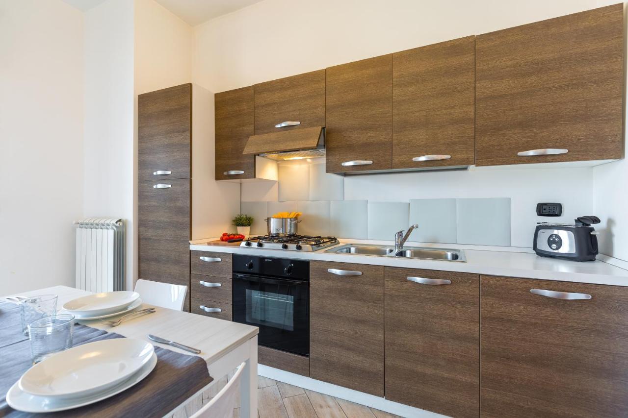 Duomo XI Apartment By Wonderful Italy ナポリ エクステリア 写真